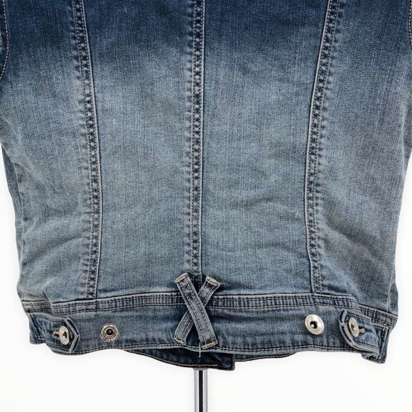 Stradivarius Denim Sleeveless Jacket Vest Embroidered Beaded Trim size Large - Picture 6 of 10